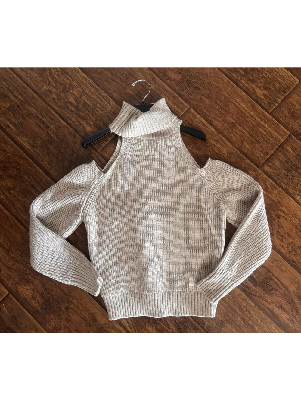 HYFVE Rib-Knit Turtleneck Cold Shoulder Long Sleeve Pullover Sweater Women's M